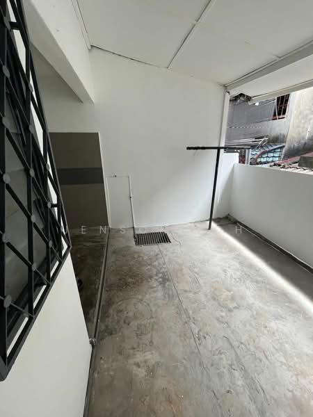 Rumah Teres 2-Tingkat untuk Dijual di Bandar Menjalara (Kuala Lumpur) - Jenson Toh - Balcony - PropertyGuru.com.my