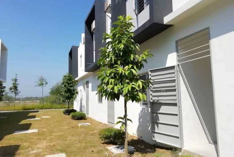 2-storey Terraced House for Rent in Dengkil (Selangor) - Edmund Goh - Exterior - PropertyGuru.com.my