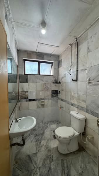 2-storey Terraced House for Sale in Skudai (Johor) - Albert Liew - Bathroom - PropertyGuru.com.my