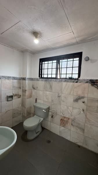 2-storey Terraced House for Sale in Skudai (Johor) - Albert Liew - Bathroom - PropertyGuru.com.my