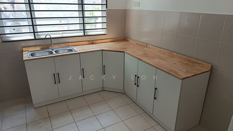 2.5-storey Terraced House for Rent in Taman Equine (Seri Kembangan) - Jacky Loh - Kitchen - PropertyGuru.com.my