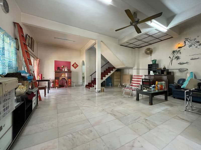 Rumah Teres 2-Tingkat untuk Dijual di Kuantan (Pahang) - Alan Tan - Living Room - PropertyGuru.com.my
