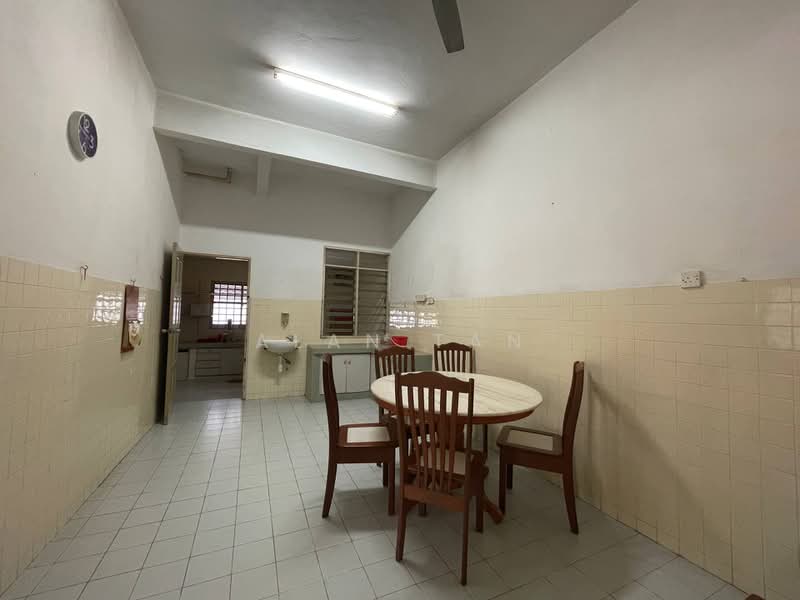 Rumah Teres 2-Tingkat untuk Dijual di Kuantan (Pahang) - Alan Tan - Dining Room - PropertyGuru.com.my