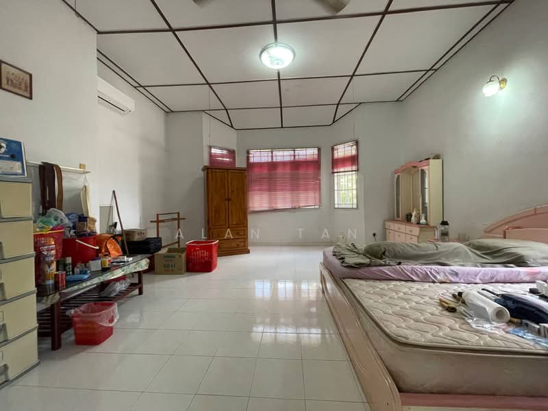 Rumah Teres 2-Tingkat untuk Dijual di Kuantan (Pahang) - Alan Tan - Bedroom - PropertyGuru.com.my