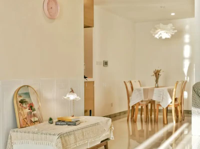 Kediaman Servis untuk Dijual di Bell Suites - Lilian Ta - Dining Room - PropertyGuru.com.my
