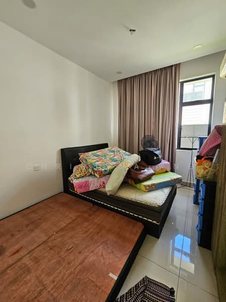 Rumah Teres 2-Tingkat untuk Dijual di Taman Damansara Aliff (Tampoi) - Christina Ang - Bedroom - PropertyGuru.com.my