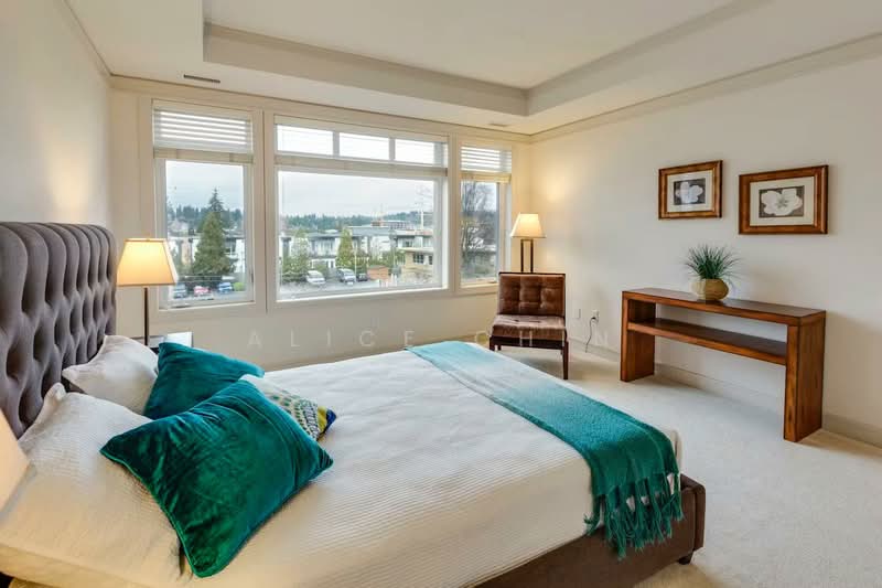 Kondominium untuk Dijual di The Rainz - Alice Chin - Bedroom - PropertyGuru.com.my
