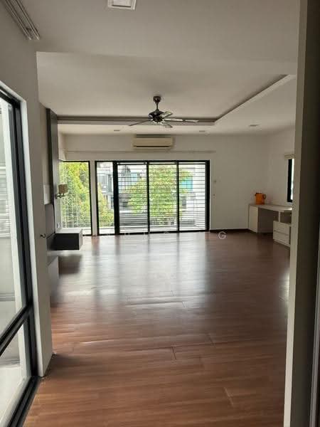 Rumah Teres 3-Tingkat untuk Dijual di Lake Fields (Sungai Besi) - Cyrus Ng - Living Room - PropertyGuru.com.my