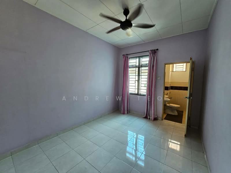 2-storey Terraced House for Sale in Taman JP Perdana (Johor Bahru) - Andrew Teo - Bedroom - PropertyGuru.com.my