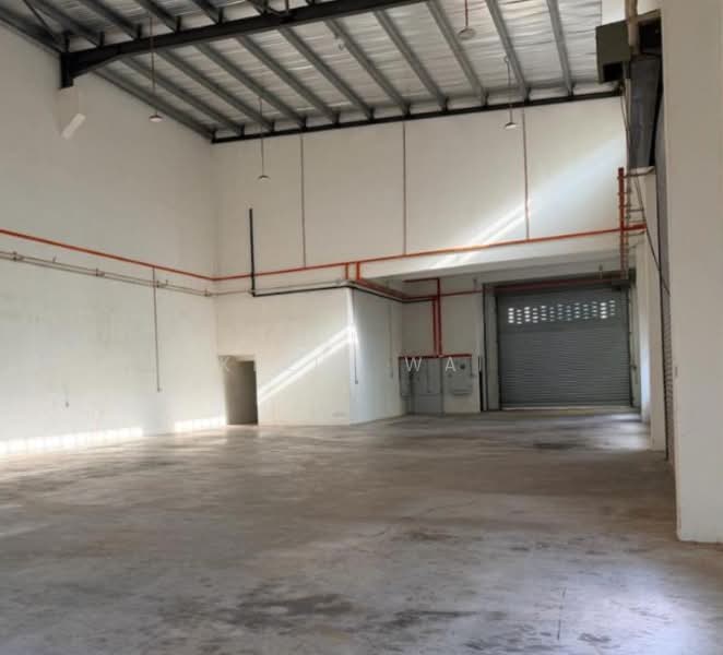 Semi-D Factory for Sale in Taman Perindustrian Cemerlang (Ulu Tiram) - Kelly Wai - Interior - PropertyGuru.com.my