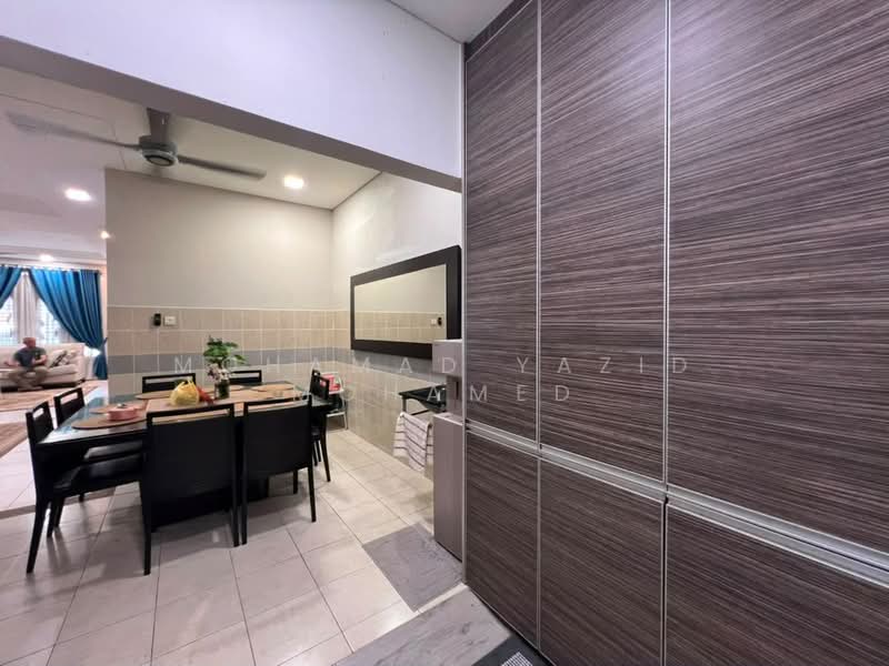 Semi-Detached House for Sale in Kajang (Selangor) - Mohamad Yazid Mohamed - Dining Room - PropertyGuru.com.my