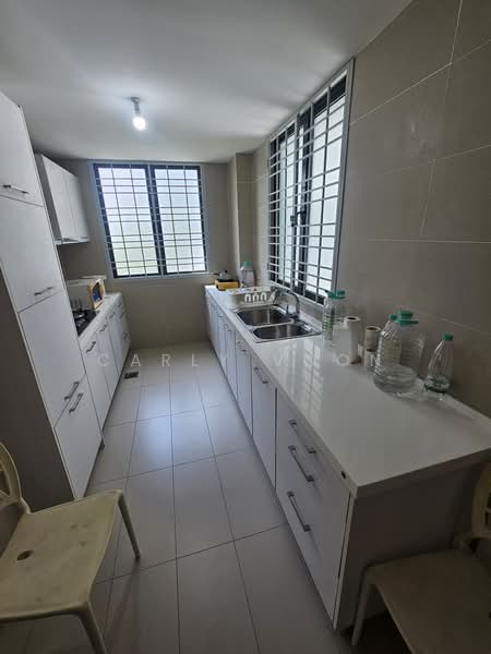 Condominium for Sale at Elita @ The Straits View Condominium - Carly Voon - Kitchen - PropertyGuru.com.my
