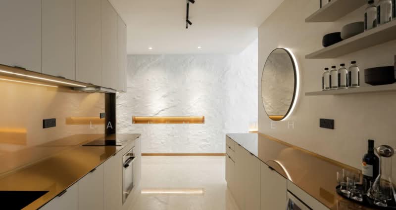 Service Residence for Sale at TriTower Residence @ Johor Bahru Sentral - Lawrence Teh - Kitchen - PropertyGuru.com.my