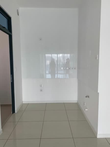 Condominium for Sale at Queens Residences Q1 @ Queens Waterfront - Jae Lee - Interior - PropertyGuru.com.my