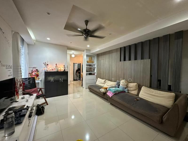 2-storey Terraced House for Sale in Taman Setia Indah (Tebrau) - Andrew Teo - Living Room - PropertyGuru.com.my