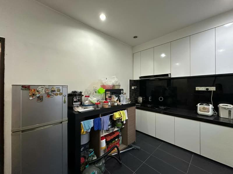 2-storey Terraced House for Sale in Taman Setia Indah (Tebrau) - Andrew Teo - Kitchen - PropertyGuru.com.my