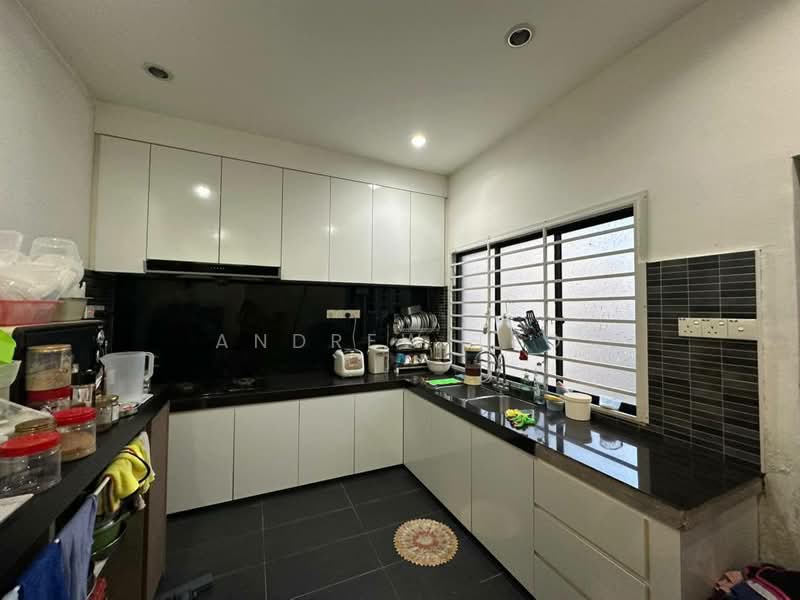 2-storey Terraced House for Sale in Taman Setia Indah (Tebrau) - Andrew Teo - Kitchen - PropertyGuru.com.my