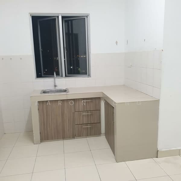 Condominium for Rent at Mutiara Residence - Aaron Yong - Kitchen - PropertyGuru.com.my