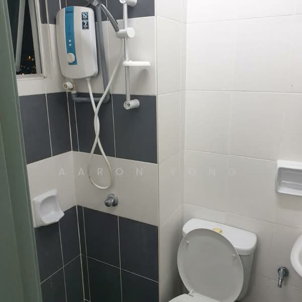 Condominium for Rent at Mutiara Residence - Aaron Yong - Bathroom - PropertyGuru.com.my