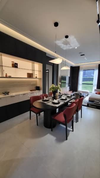 Service Residence for Sale at The Astaka @ 1 Bukit Senyum - Nadzmi Azilan - Dining Room - PropertyGuru.com.my