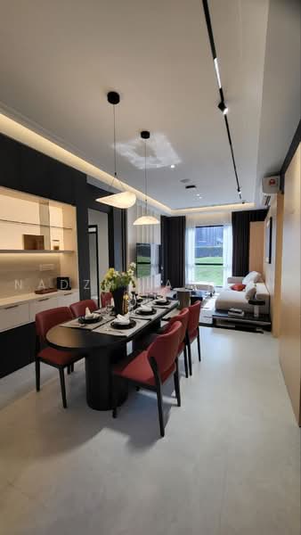 Service Residence for Sale at The Astaka @ 1 Bukit Senyum - Nadzmi Azilan - Dining Room - PropertyGuru.com.my