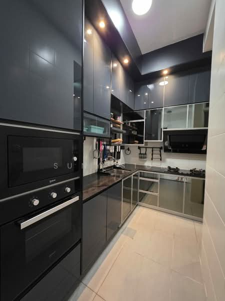 3-storey Terraced House for Sale in Taman Mount Austin (Tebrau) - Suny Sior - Kitchen - PropertyGuru.com.my
