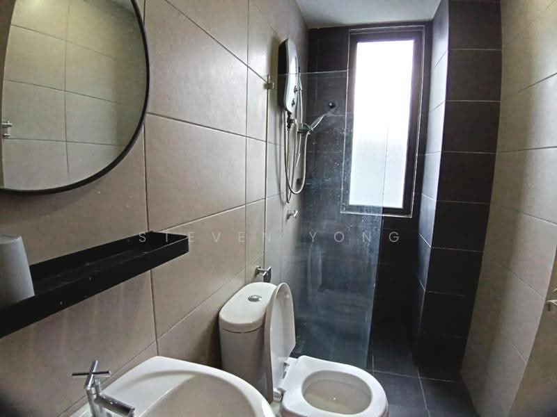 Kondominium untuk Disewa di Sutera Pines - Steven Yong - Bathroom - PropertyGuru.com.my