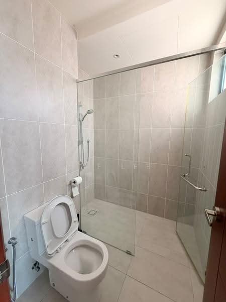Condominium for Rent at Queens Residences Q1 @ Queens Waterfront - Jae Lee - Bathroom - PropertyGuru.com.my
