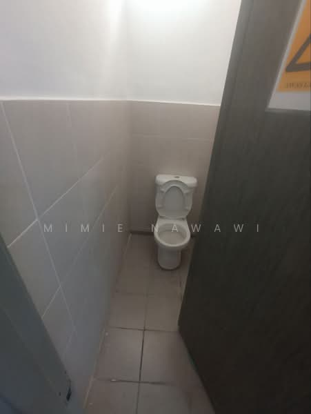Shop / Office for Rent in Bandar Baru Bangi (Selangor) - Mimie Nawawi - Bathroom - PropertyGuru.com.my