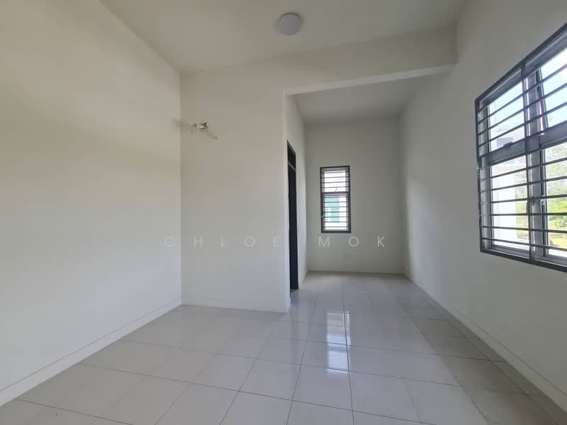 Rumah Teres 2-Tingkat untuk Dijual di Bandar Saujana Putra (Tanjong Duabelas) - Chloe Mok - PropertyGuru.com.my