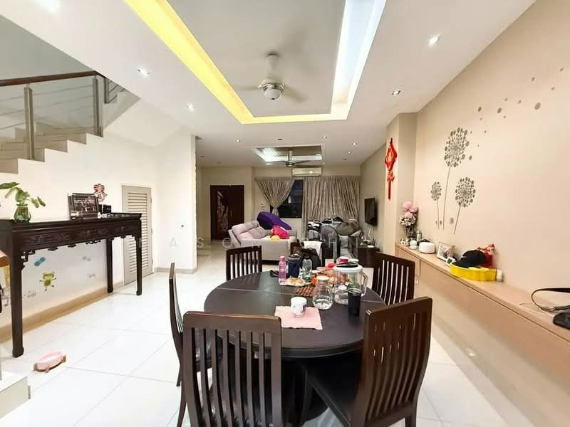 2-storey Terraced House for Sale in Setia Indah (Setia Alam) - Mason Chiah - Living Room - PropertyGuru.com.my