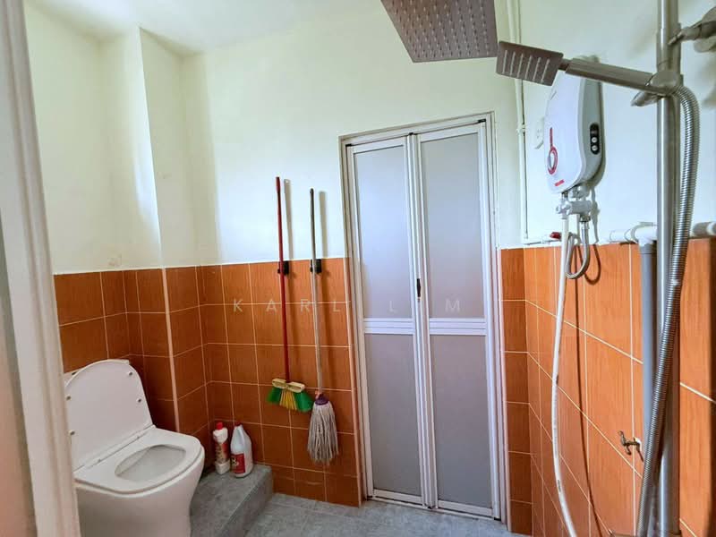 2-storey Terraced House for Sale in Taman Nusa Indah (Iskandar Puteri (Nusajaya)) - Karl Lim - Bathroom - PropertyGuru.com.my
