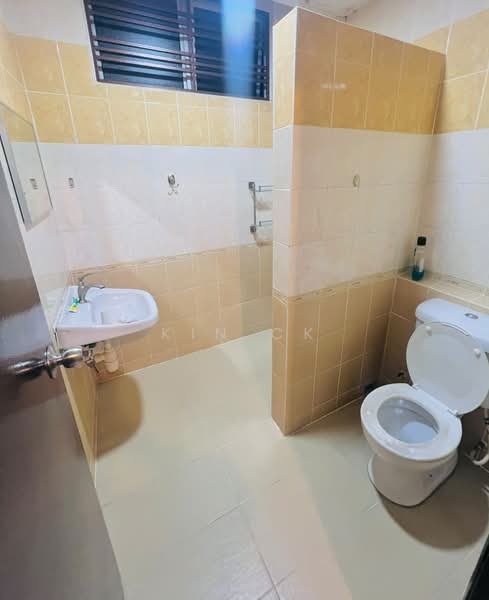 3-storey Terraced House for Rent in Seksyen U5 (Shah Alam) - Kin CK - Bathroom - PropertyGuru.com.my