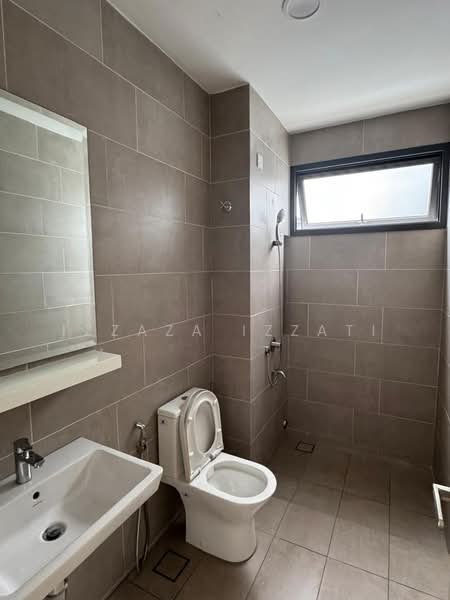 2-storey Terraced House for Sale in Elmina (Shah Alam) - Izzaza Izzati - Bathroom - PropertyGuru.com.my