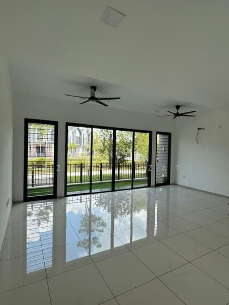 2-storey Terraced House for Sale in Elmina (Shah Alam) - Izzaza Izzati - Living Room - PropertyGuru.com.my