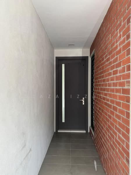 2-storey Terraced House for Sale in Elmina (Shah Alam) - Izzaza Izzati - Entrance - PropertyGuru.com.my