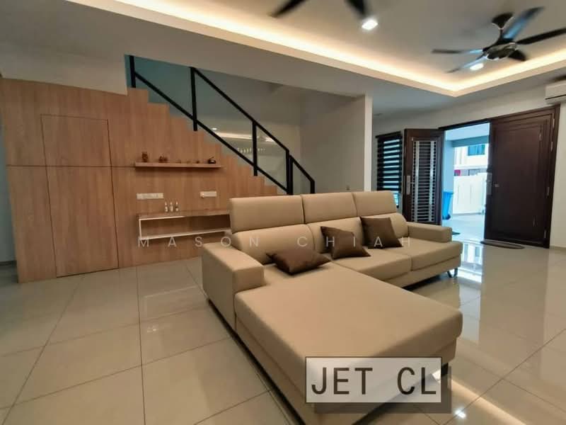 Rumah Teres 2.5-Tingkat untuk Dijual di Setia Utama (Setia Alam) - Mason Chiah - Living Room - PropertyGuru.com.my