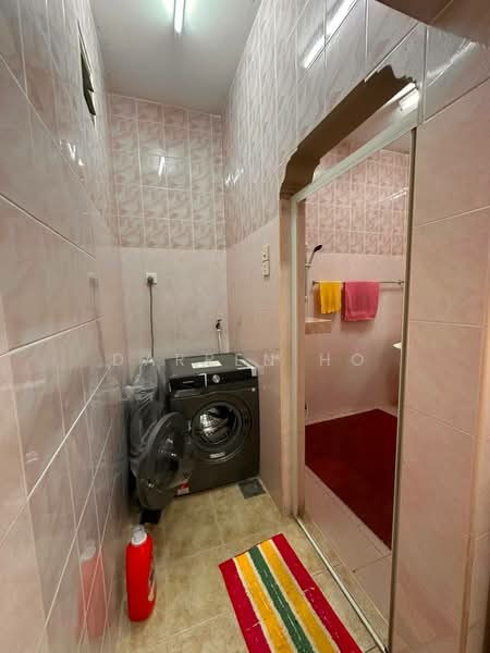 2-storey Terraced House for Sale in Taman Sri Pulai Perdana (Skudai) - Darren Ho - Bathroom - PropertyGuru.com.my