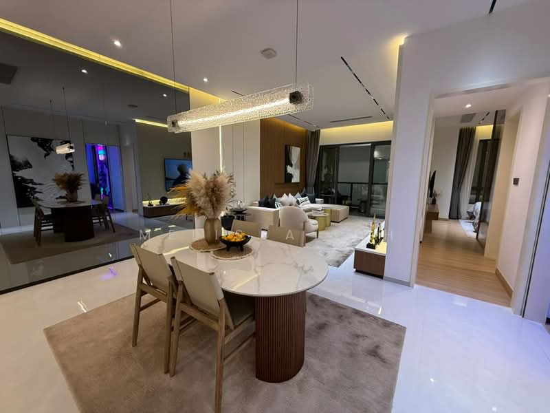 Pangsapuri untuk Dijual di R&F Princess Cove Phase 3-New Casa Suites - Melissa Toh - Living Room - PropertyGuru.com.my