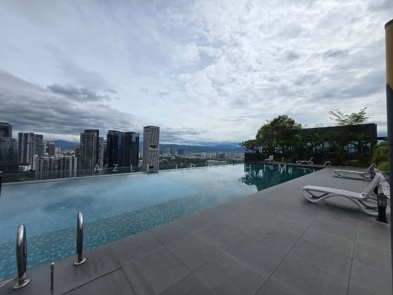 Kediaman Servis untuk Dijual di Dorsett Residences Bukit Bintang - Azli Ibrahim - Pool - PropertyGuru.com.my