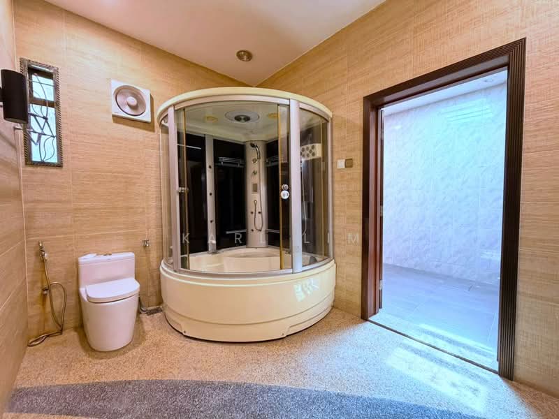 Rumah Berkembar untuk Dijual di Taman Impian Emas (Skudai) - Karl Lim - Bathroom - PropertyGuru.com.my