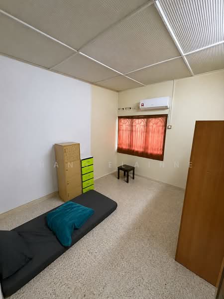 Rumah Teres 2-Tingkat untuk Dijual di Taman Sentosa (Johor Bahru) - Phang Elainne - Bedroom - PropertyGuru.com.my