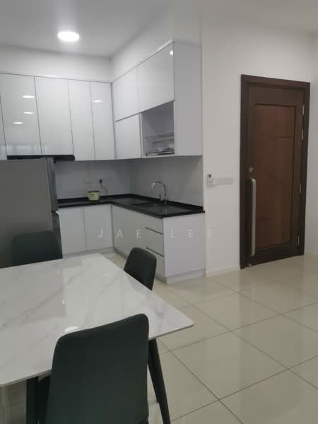 Condominium for Rent at Queens Residences Q2 @ Queens Waterfront - Jae Lee - Kitchen - PropertyGuru.com.my