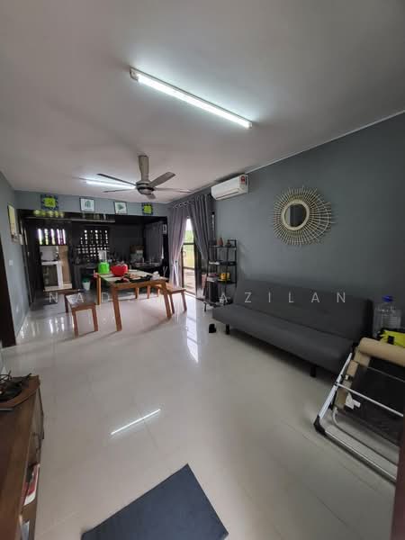 Agricultural Land for Sale in Kampung Sungai Petai (Sungei Petai) - Nadzmi Azilan - Living Room - PropertyGuru.com.my
