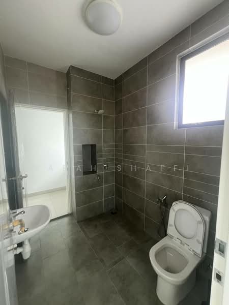2-storey Terraced House for Rent in Johor Bahru (Johor) - Sarah Shaffi - PropertyGuru.com.my