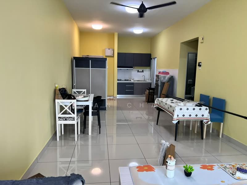 Kondominium untuk Dijual di Zeta Deskye (Alam Saujana) - Evan Chan - Living Room - PropertyGuru.com.my