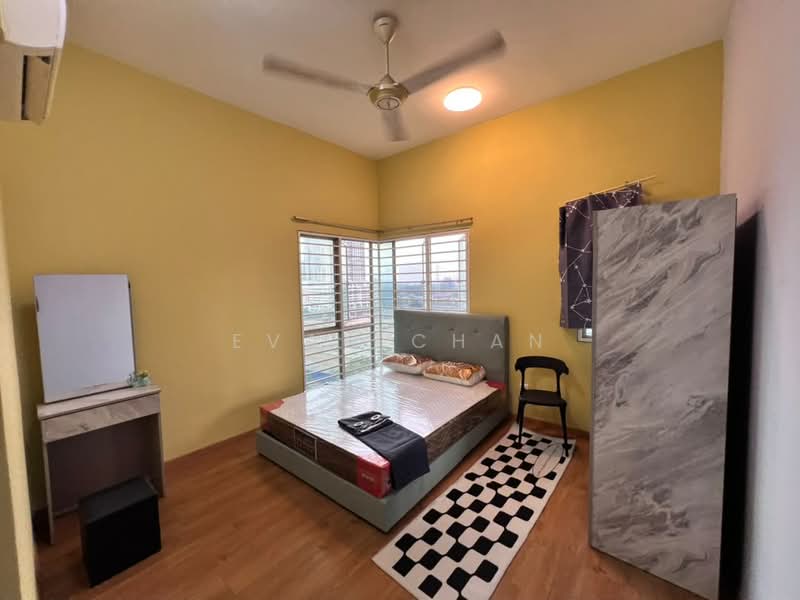 Kondominium untuk Dijual di Zeta Deskye (Alam Saujana) - Evan Chan - Bedroom - PropertyGuru.com.my