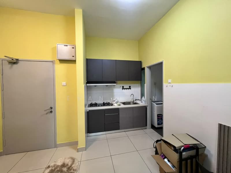 Kondominium untuk Dijual di Zeta Deskye (Alam Saujana) - Evan Chan - Kitchen - PropertyGuru.com.my