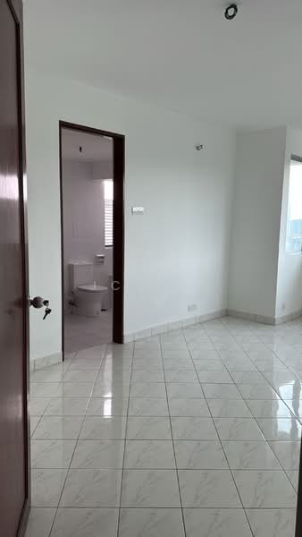 Kondominium untuk Dijual di Riana Green Condominium - Jc Lee - Bathroom - PropertyGuru.com.my