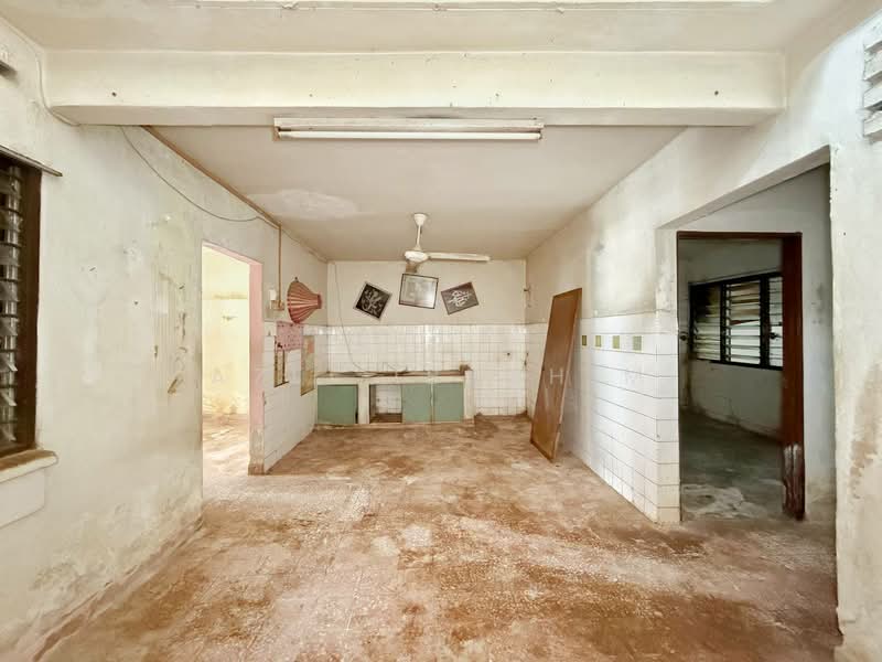 Rumah Teres 1-Tingkat untuk Dijual di Au 2 (Ulu Kelang) - Azli Ibrahim - Kitchen - PropertyGuru.com.my